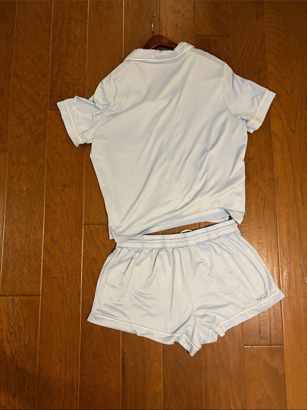 Gap Light Blue Short Sleeve PJ Set with White Piping, Large - Picture 5 of 16